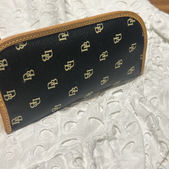 Dooney Bourke accessories a for glass - Picture 3 of 3